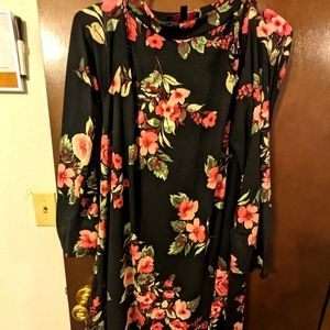 XL off shoulder mini dress with flowers printed on